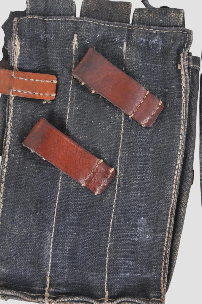 WW2 German MP40 Pouch Pair 1943