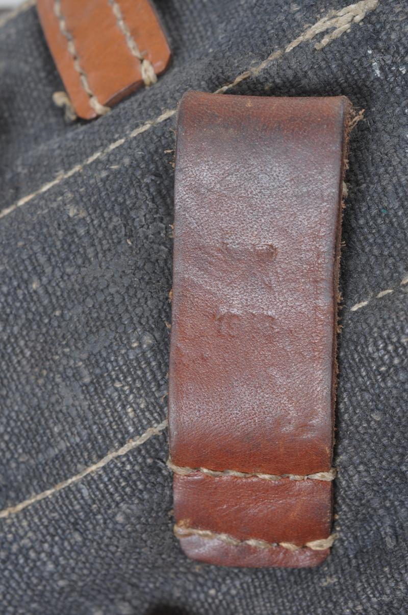 WW2 German MP40 Pouch Pair 1943