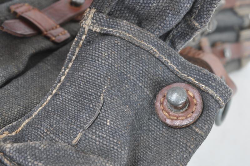 WW2 German MP40 Pouch Pair 1943
