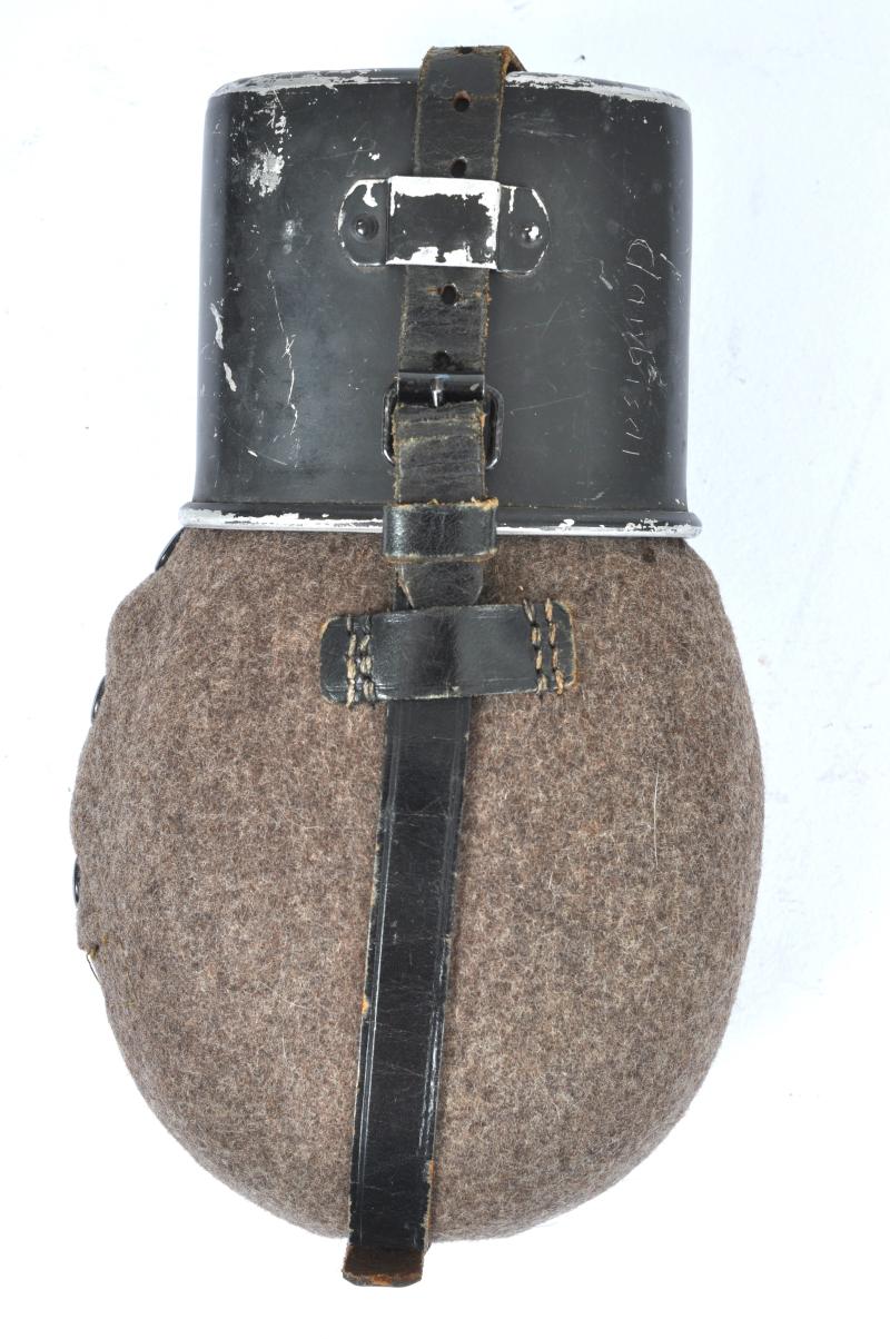 WW2 German Waterbottle With Soldiers Name On Cup