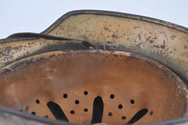 WW2 German M40 Luftwaffe Ex-Wire Italian Camouflage Helmet