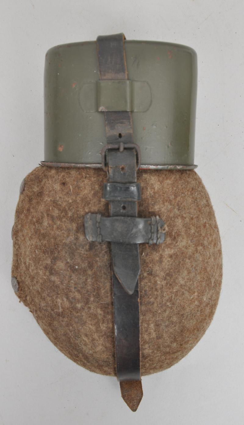 WW2 German Waterbottle 1943/44