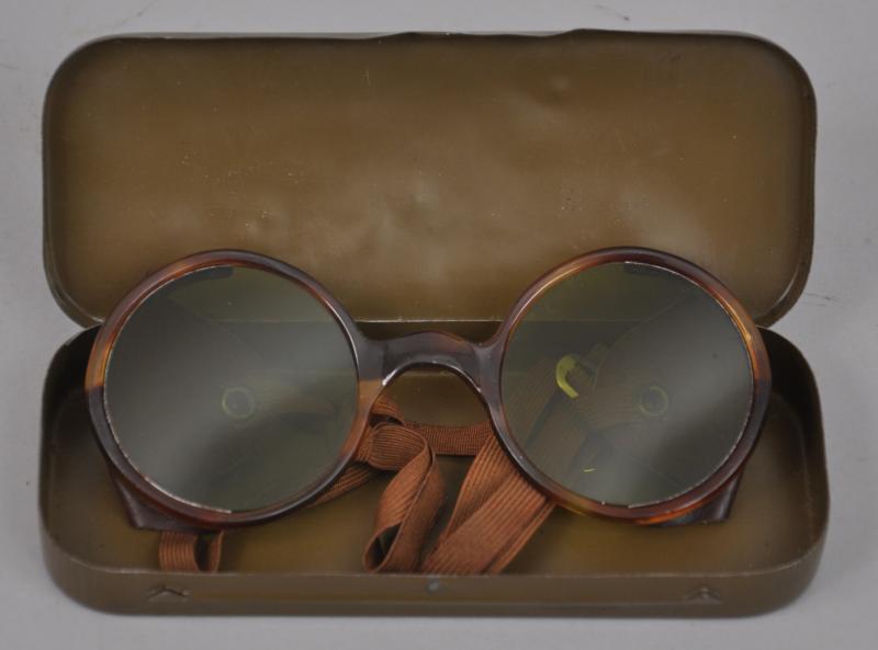 WW2 German Sunglasses In Tin