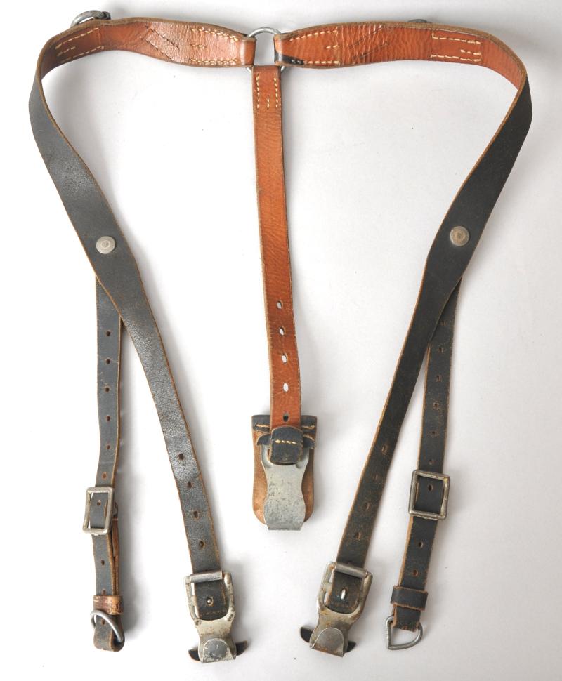 WW2 German Officer Modified Equipment Y Straps