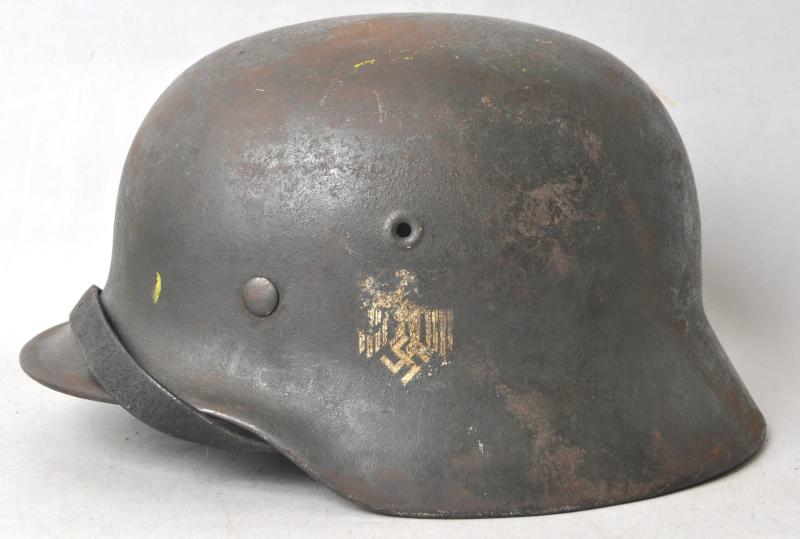 WW2 German Army M40 Single Decal Helmet - Named 'HORRMANN'