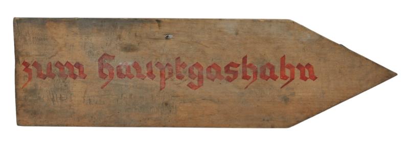 WW2 German Headquarters Sign - ' Zum hauptgashahn '