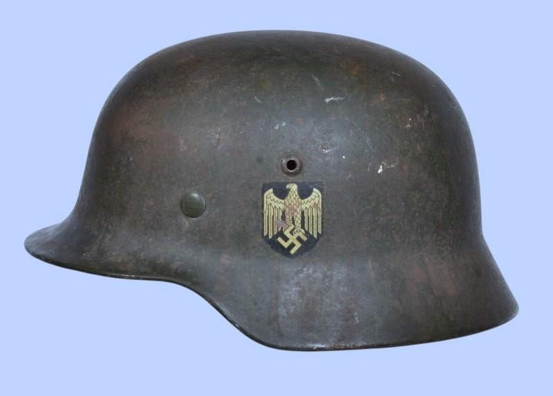 WW2 German M35 Army Double Decal Combat Helmet - Hauptmann Named
