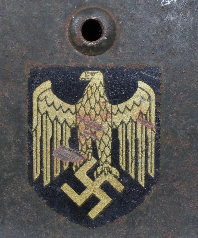 WW2 German M35 Army Double Decal Combat Helmet - Hauptmann Named