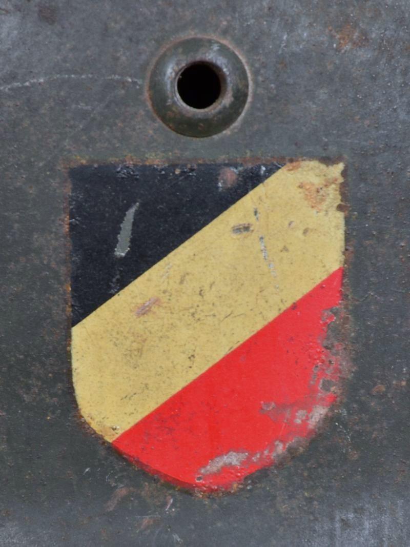 WW2 German M35 Army Double Decal Combat Helmet - Hauptmann Named