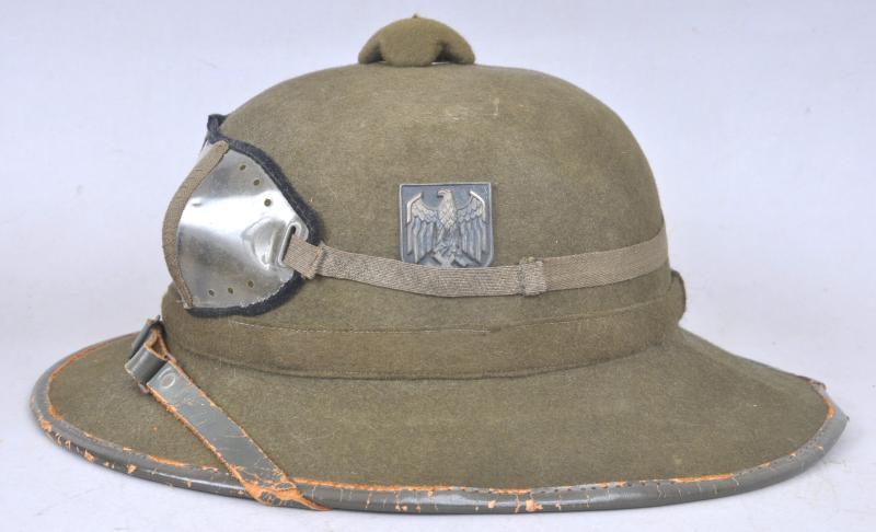 WW2 German Pith Helmet With Goggles