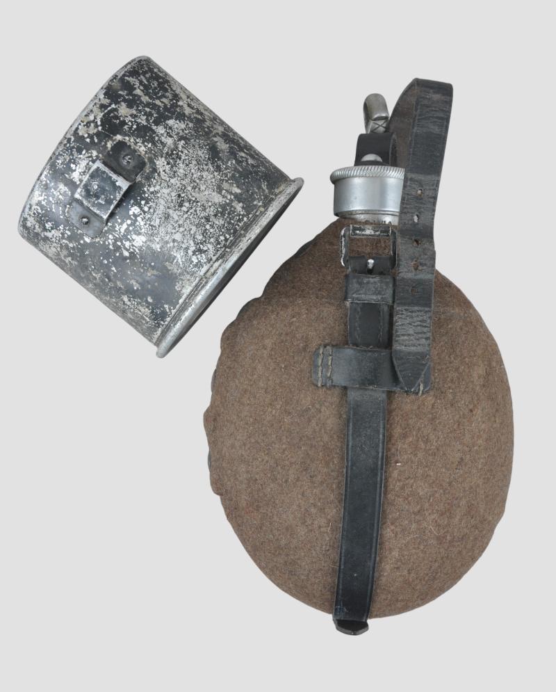 WW2 German M31 Waterbottle - Soldier Named