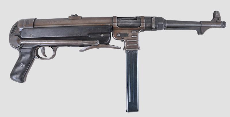 WW2 German MP40 Sub Machine Gun