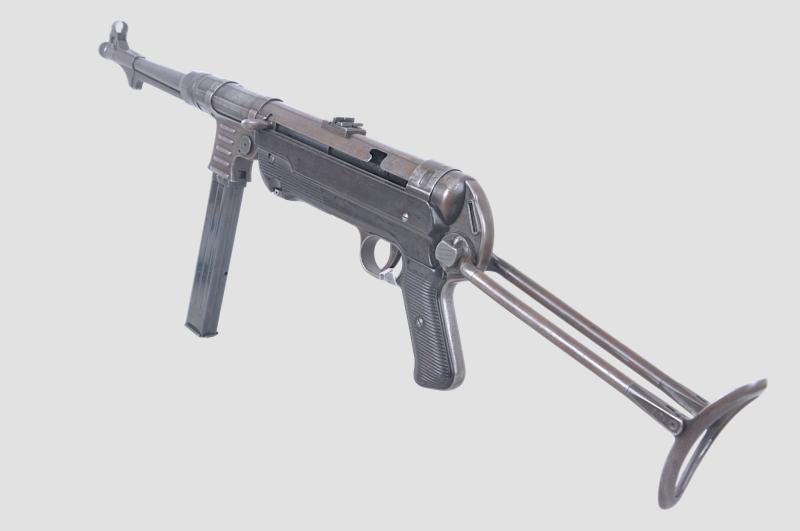 WW2 German MP40 Sub Machine Gun