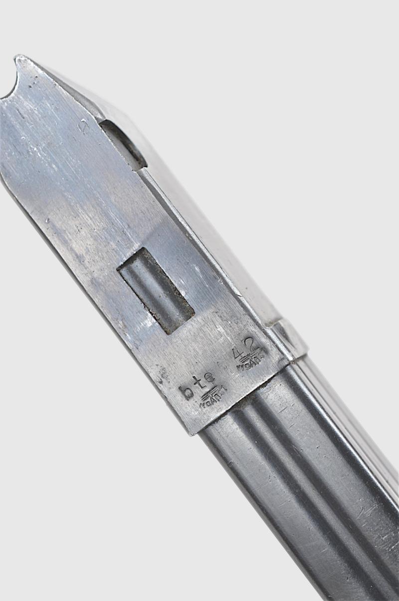 WW2 German MP40 Sub Machine Gun