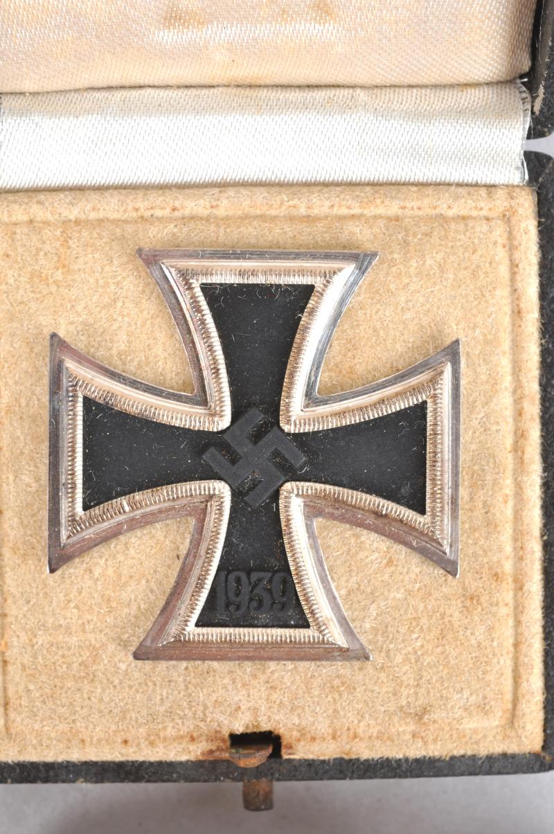 WW2 German Boxed Iron Cross First Class With Card Packaging