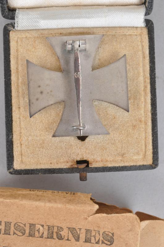 WW2 German Boxed Iron Cross First Class With Card Packaging